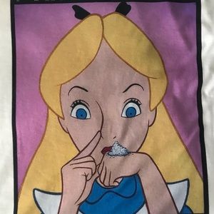 Alice in Wonderland size M T-shirt